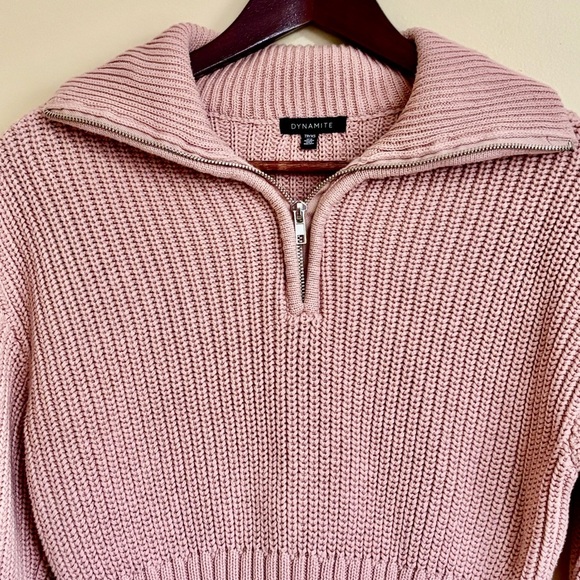 Dynamite| Pretty Pink Mock Neck 1/4 Zip Cropped Sweater Sz XS - Picture 2 of 5